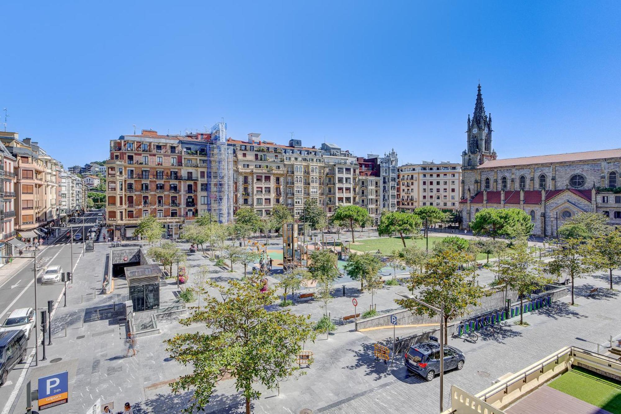 Apartamentos Gran Via By Sanse Holidays San Sebastián Exteriér fotografie